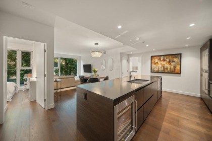 Photo 9 at 702 - 7228 Adera Street, South Granville, Vancouver West