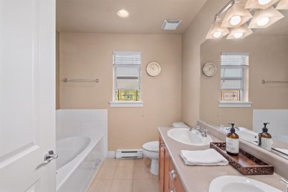 Photo 13 at 261 E Queens Road, Upper Lonsdale, North Vancouver