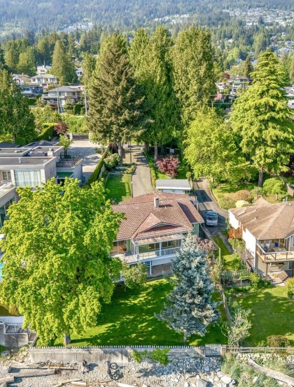 Photo 26 at 2560 Bellevue Avenue, Dundarave, West Vancouver