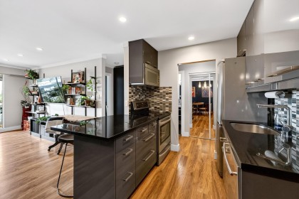 Photo 13 at 307 - 252 W 2nd Street, Lower Lonsdale, North Vancouver