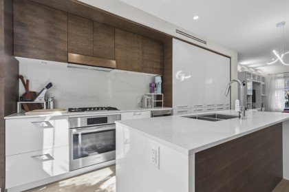 Photo 6 at 276 W 62nd Avenue, Marpole, Vancouver West