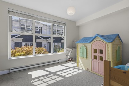 Photo 11 at 276 W 62nd Avenue, Marpole, Vancouver West