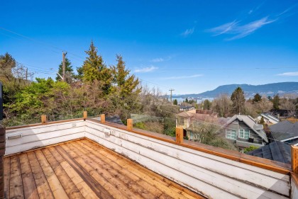 Photo 3 at 4396 Locarno Crescent, Point Grey, Vancouver West