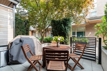 Photo 7 at 5510 Oak Street, Cambie, Vancouver West