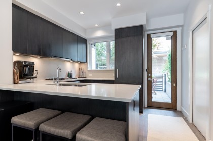 Photo 4 at 5510 Oak Street, Cambie, Vancouver West