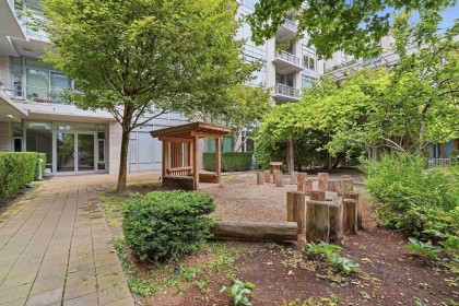 Photo 36 at 38 Athletes Way, False Creek, Vancouver West