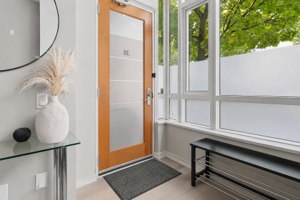 Photo 8 at 38 Athletes Way, False Creek, Vancouver West