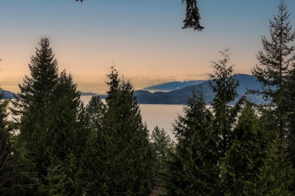 Photo 8 at 470 Timbertop Drive, Lions Bay, West Vancouver