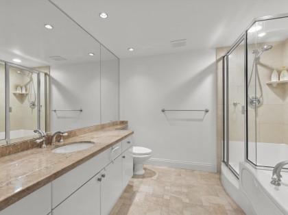 Photo 20 at 412 - 618 W 45th Avenue, Oakridge VW, Vancouver West
