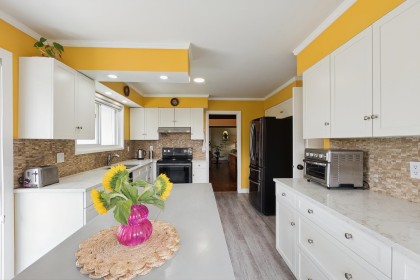 Photo 13 at 704 Maurelle Court, Canyon Heights NV, North Vancouver