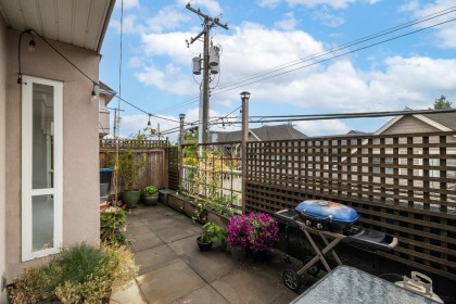 Photo 13 at 109 - 225 E 6th Street, Lower Lonsdale, North Vancouver