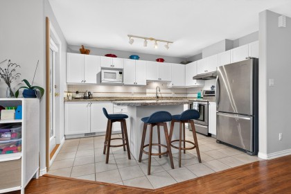 Photo 9 at 109 - 225 E 6th Street, Lower Lonsdale, North Vancouver
