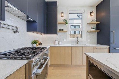 Photo 9 at 2 - 3708 W 18th Avenue, Dunbar, Vancouver West