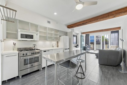 Photo 2 at 308 - 1275 Hamilton Street, Yaletown, Vancouver West