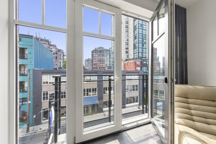 Photo 10 at 308 - 1275 Hamilton Street, Yaletown, Vancouver West
