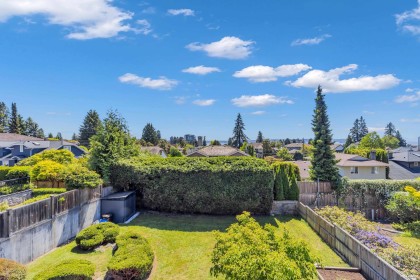 Photo 28 at 2322 Lawson Avenue, Dundarave, West Vancouver
