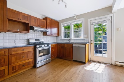 Photo 10 at 3888 W 15th Avenue, Point Grey, Vancouver West