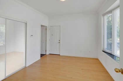 Photo 7 at 213 W 28th Street, Upper Lonsdale, North Vancouver
