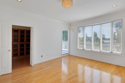Photo 14 at 213 W 28th Street, Upper Lonsdale, North Vancouver
