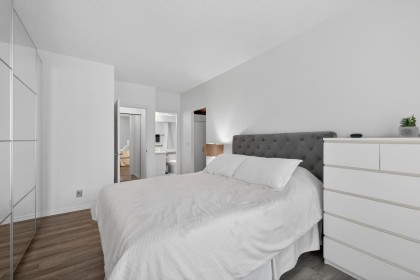 Photo 17 at 201 - 2668 Ash Street, Fairview VW, Vancouver West