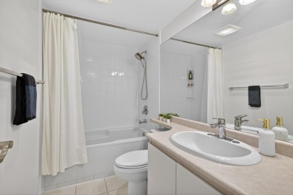 Photo 30 at 201 - 2668 Ash Street, Fairview VW, Vancouver West