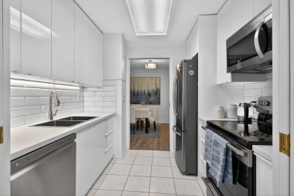 Photo 14 at 201 - 2668 Ash Street, Fairview VW, Vancouver West