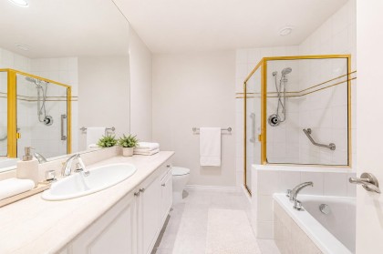 Photo 11 at 302 - 1765 Marine Drive, Ambleside, West Vancouver