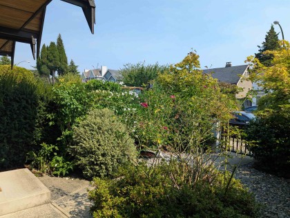 Photo 4 at 8559 Montcalm Street, Marpole, Vancouver West