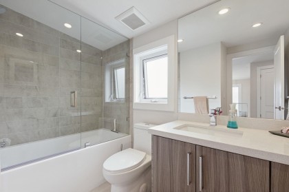 Photo 26 at 351 W 21st Street, Central Lonsdale, North Vancouver