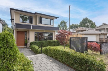 Photo 3 at 351 W 21st Street, Central Lonsdale, North Vancouver