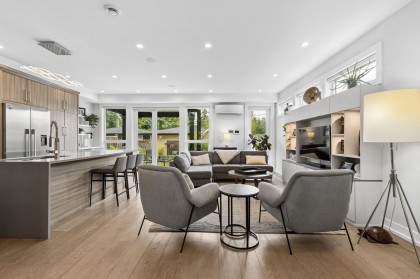 Photo 11 at 351 W 21st Street, Central Lonsdale, North Vancouver