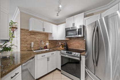 Photo 10 at 102 - 123 E 6th Street, Lower Lonsdale, North Vancouver