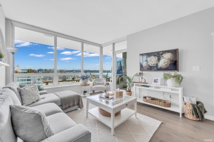 Photo 2 at 1309 - 118 Carrie Cates Court, Lower Lonsdale, North Vancouver
