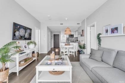 Photo 6 at 1309 - 118 Carrie Cates Court, Lower Lonsdale, North Vancouver