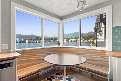 Photo 6 at A23 - 415 W Esplanade Avenue, Lower Lonsdale, North Vancouver