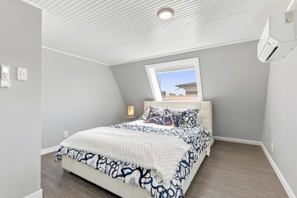 Photo 15 at A23 - 415 W Esplanade Avenue, Lower Lonsdale, North Vancouver