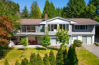 Photo 2 at 1181 Chartwell Drive, Chartwell, West Vancouver