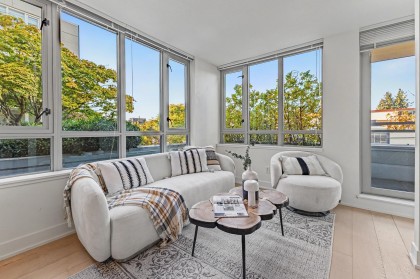 Photo 5 at 207 - 1680 W 4th Avenue, False Creek, Vancouver West