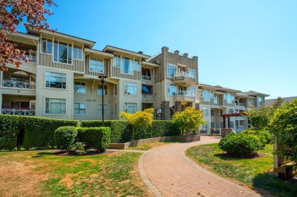 Photo 1 at 104 - 3625 Windcrest Drive, Roche Point, North Vancouver