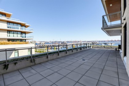 Photo 7 at 308 - 785 Harbour Way, Harbourside, North Vancouver