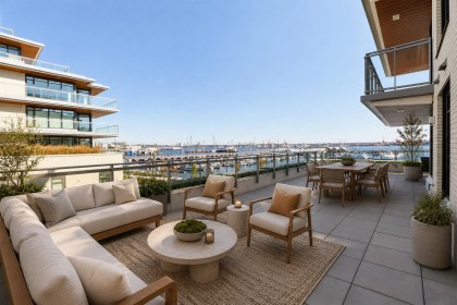 Photo 3 at 308 - 785 Harbour Way, Harbourside, North Vancouver