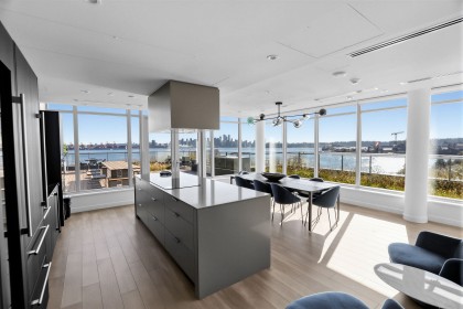 Photo 9 at 308 - 785 Harbour Way, Harbourside, North Vancouver