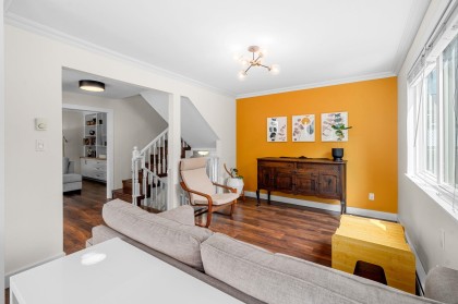 Photo 12 at 4 - 230 W 16th Street, Central Lonsdale, North Vancouver