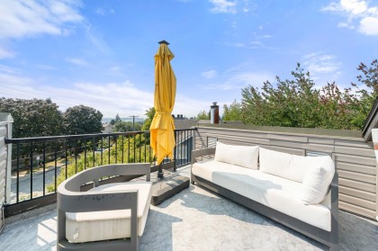 Photo 32 at 4 - 230 W 16th Street, Central Lonsdale, North Vancouver