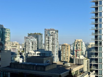 Photo 12 at 2008 - 1289 Hornby Street, Downtown VW, Vancouver West