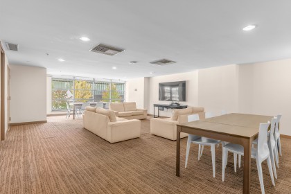 Photo 34 at 200 - 9 Smithe Mews, Yaletown, Vancouver West