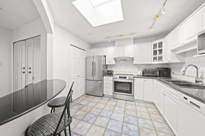 Photo 11 at 304 - 1550 Fell Avenue Avenue, Mosquito Creek, North Vancouver