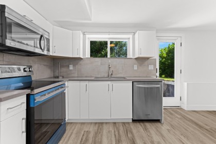 Photo 38 at 104 Bonnymuir Drive, Glenmore, West Vancouver