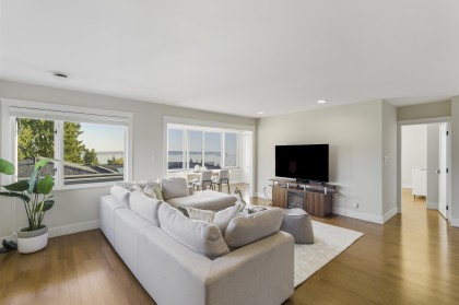Photo 18 at 1631 22nd Street, Dundarave, West Vancouver