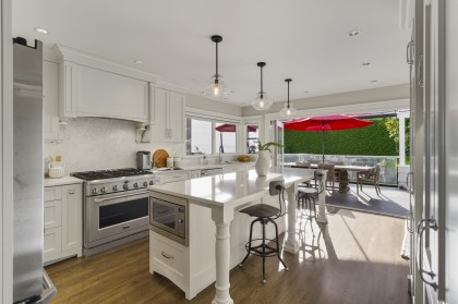 Photo 4 at 1631 22nd Street, Dundarave, West Vancouver